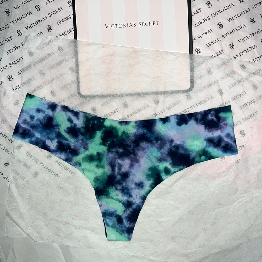 Victoria’s  Secret NO-SHOW THONG UNDERWEAR XL